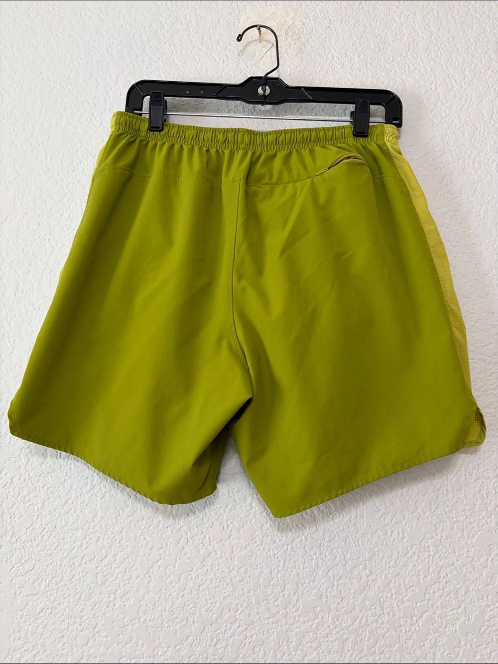 Outdoor Voices High Stride Green Shorts - Picture 6 of 12